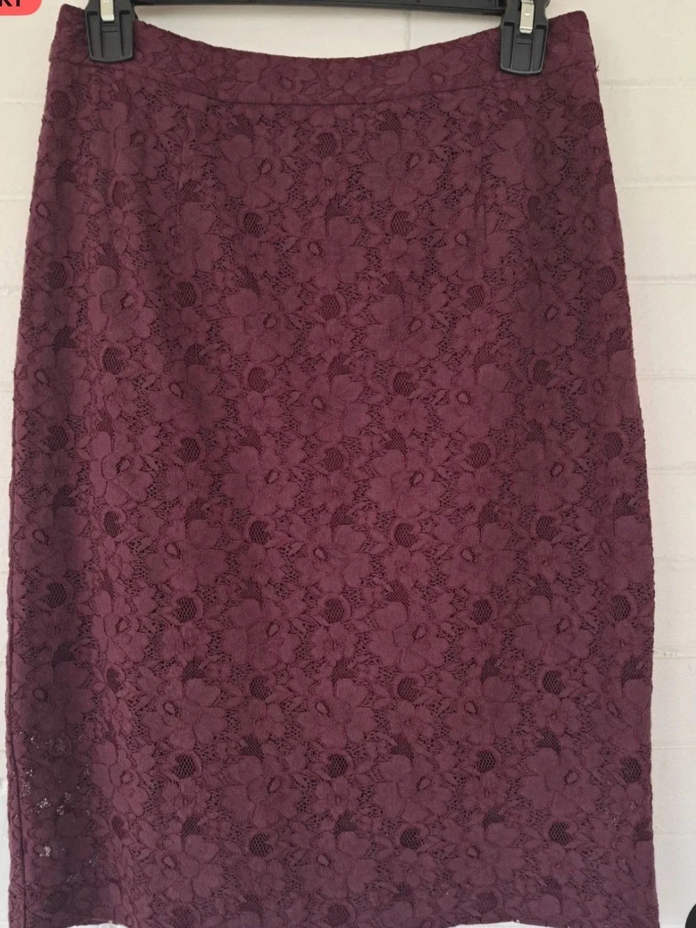 Halogen Burgundy Lace Pencil Skirt